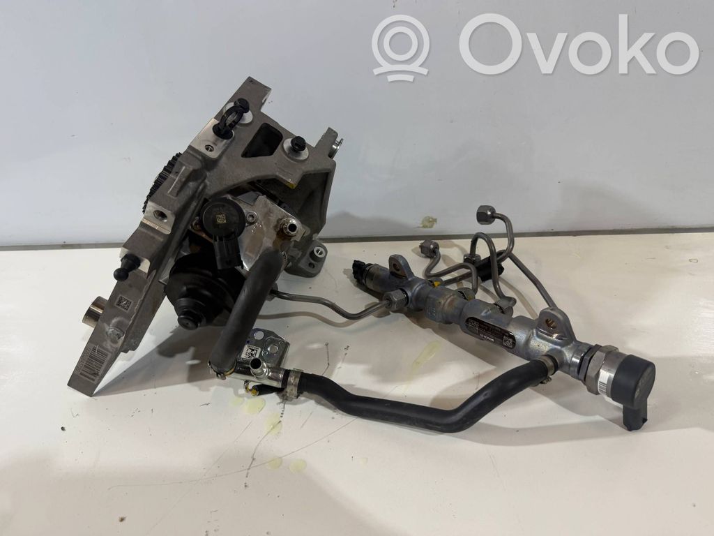 Support pompe injection à carburant   55284373,55260843,0445010747,55274845