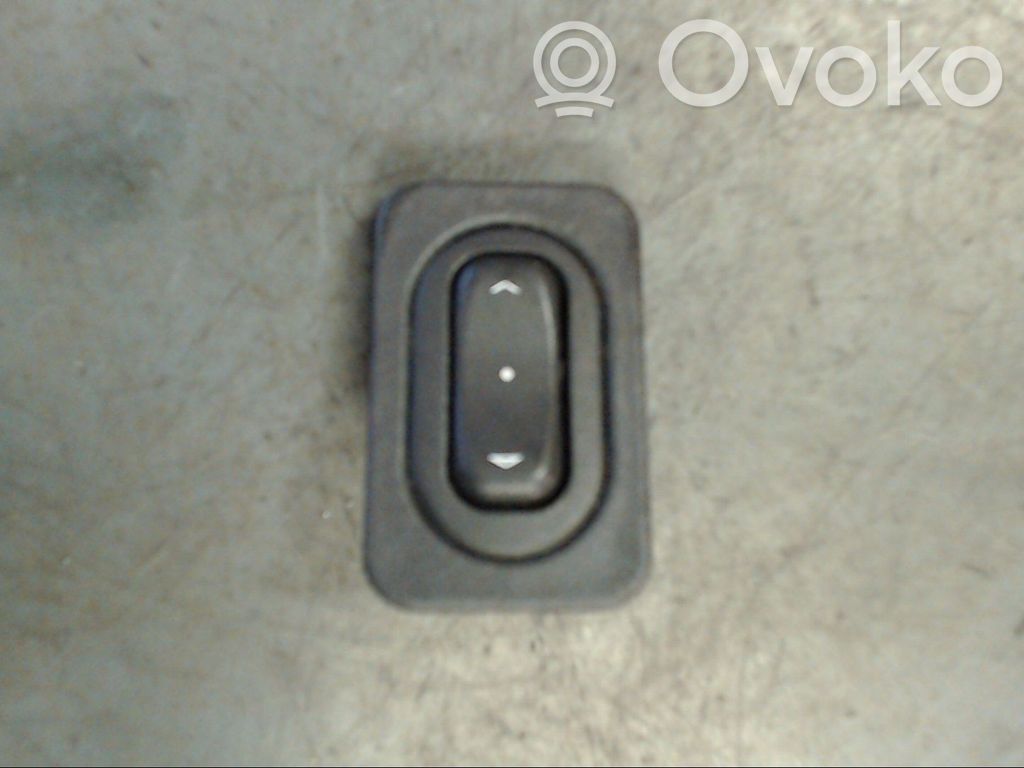 Opel Corsa C Electric window control switch 