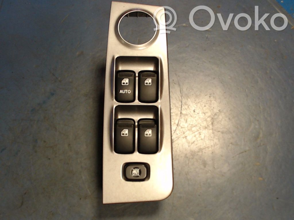 Hyundai Matrix Electric window control switch 