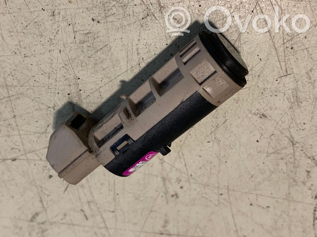 Sensor de aparcamiento PDC   957001H600,957001H600,957001H60000,B052652,NN40957001H600