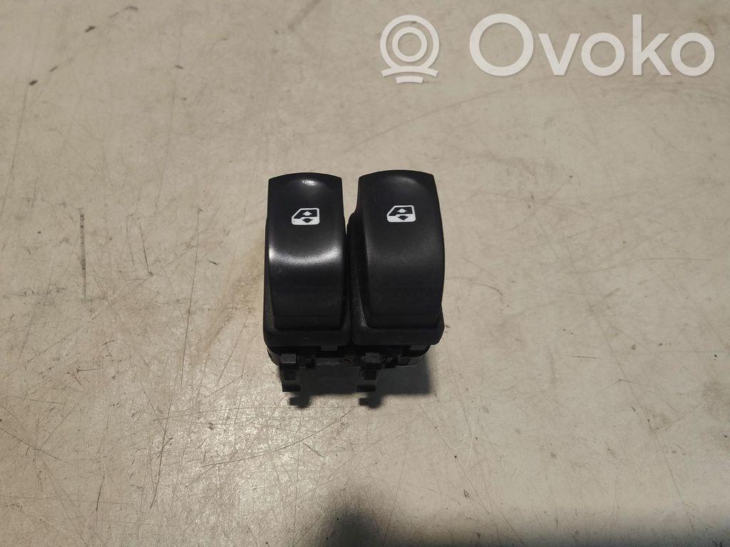 Renault Modus Electric window control switch 