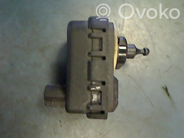 Opel Zafira A Motor de ajuste de nivel del faro delantero 