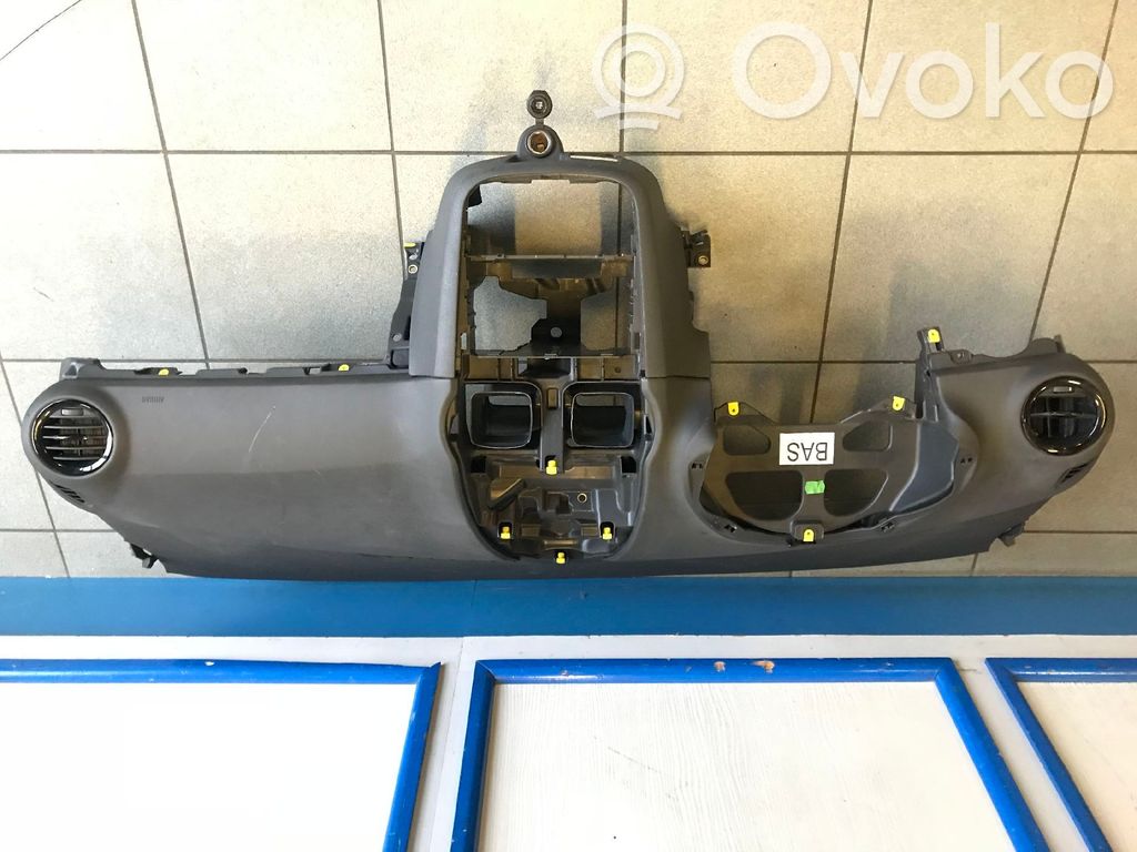 Opel Corsa D Dashboard 