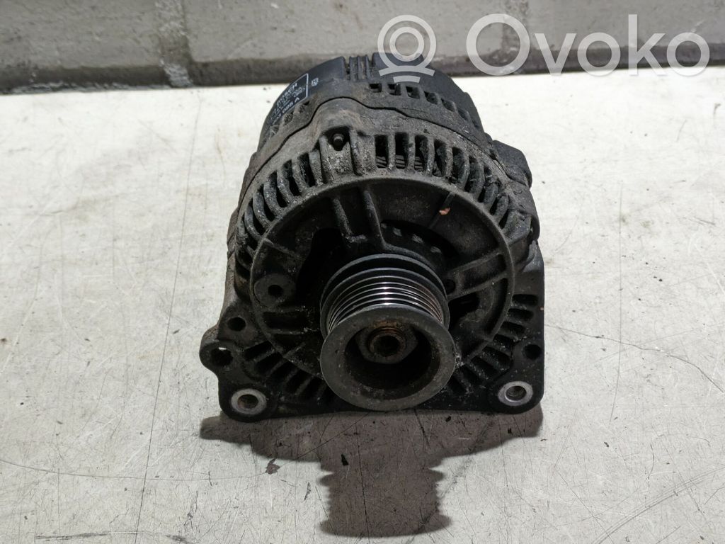 Audi 80 90 S2 B4 Generatorius 