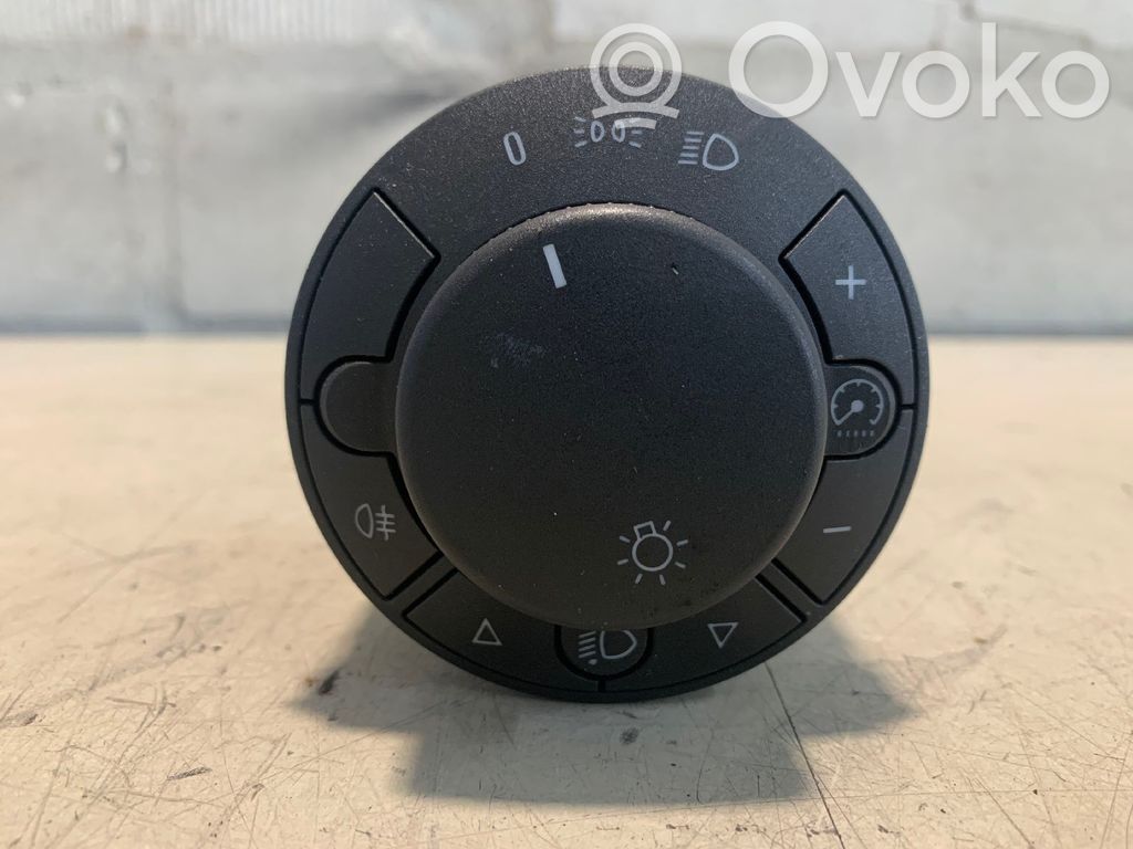 Opel Corsa D Interrupteur d’éclairage 