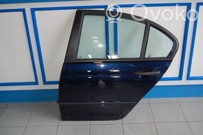 BMW 3 E46 Aizmugurējās durvis 