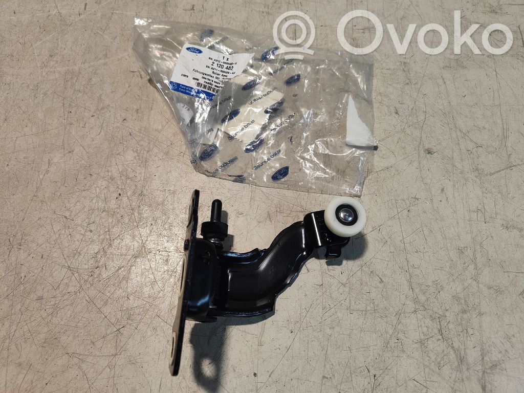 Sliding door upper roller guide/hinge   1858459