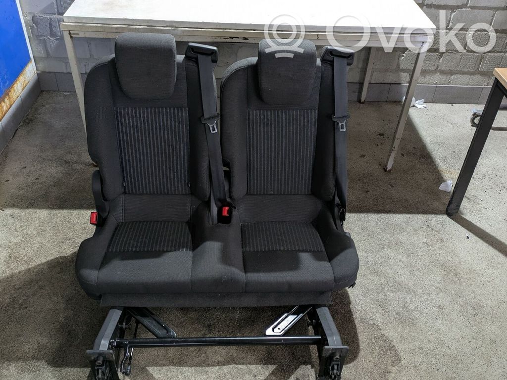 Ford Transit Custom Trečia sėdynių eilė 