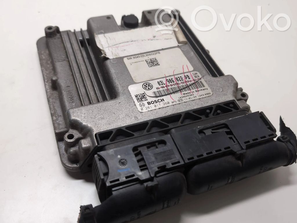 Volkswagen Jetta VI Engine control unit/module 