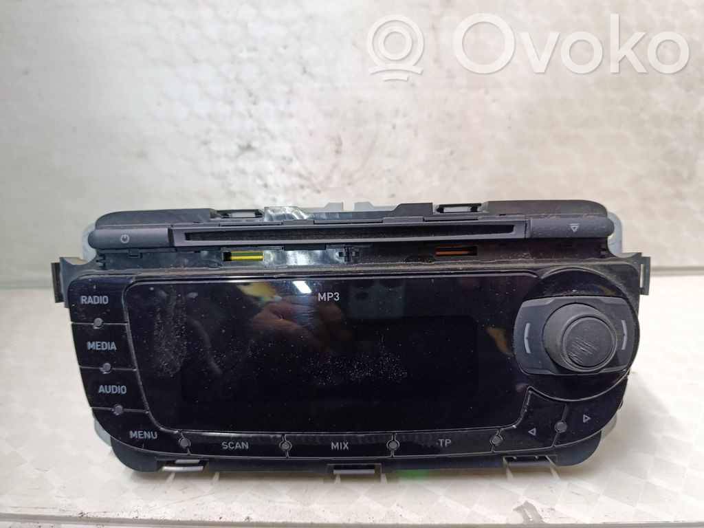 Seat Ibiza IV (6J,6P) Panel / Radioodtwarzacz CD/DVD/GPS 