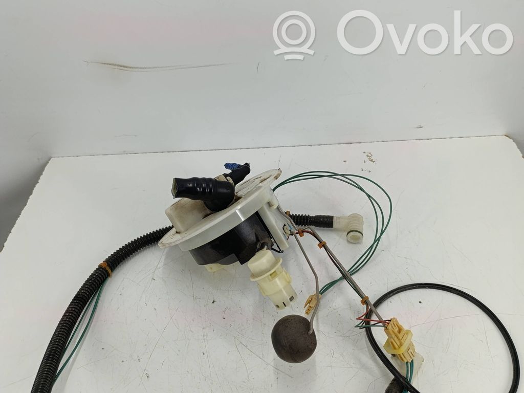 Audi A4 S4 B8 8K Senzor nivel combustibil 