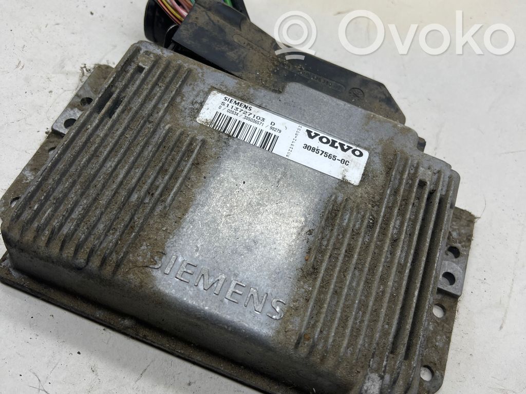 Volvo S40, V40 Engine control unit/module 