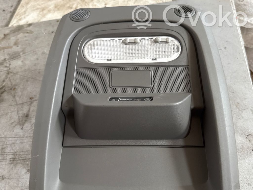 Renault Master III Priekinių vietų apšvietimo žibintas 