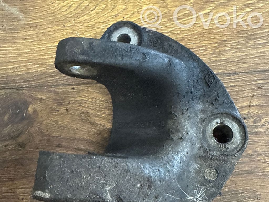 Renault Master III Engine mounting bracket 