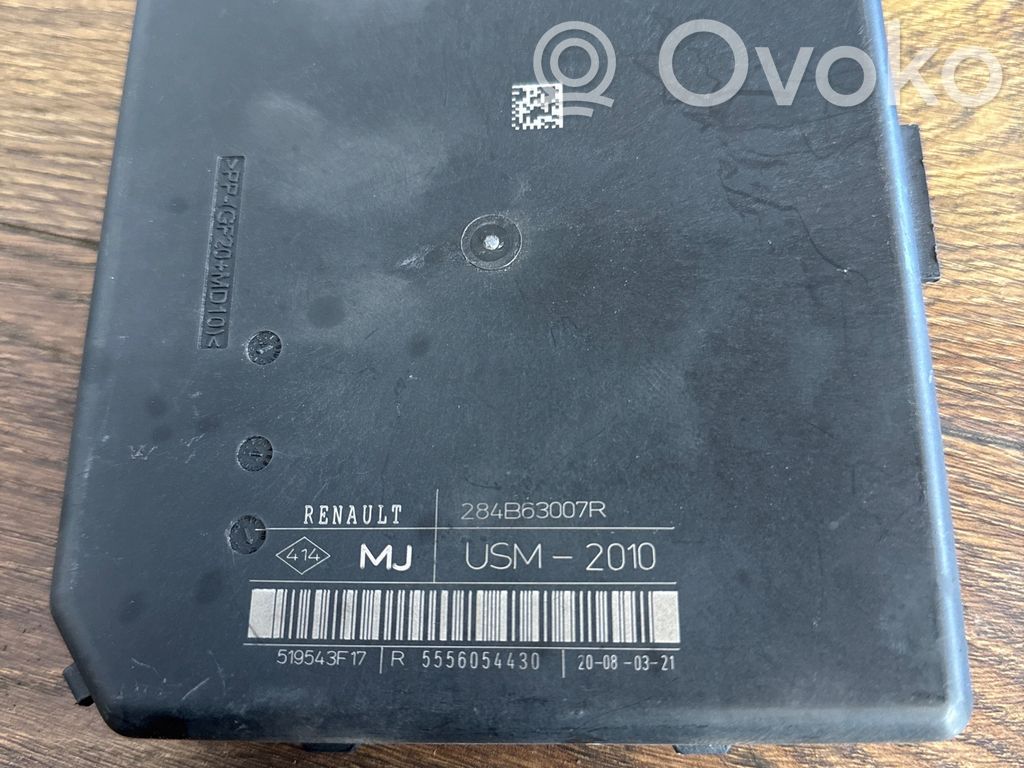 Renault Master III Fuse module 