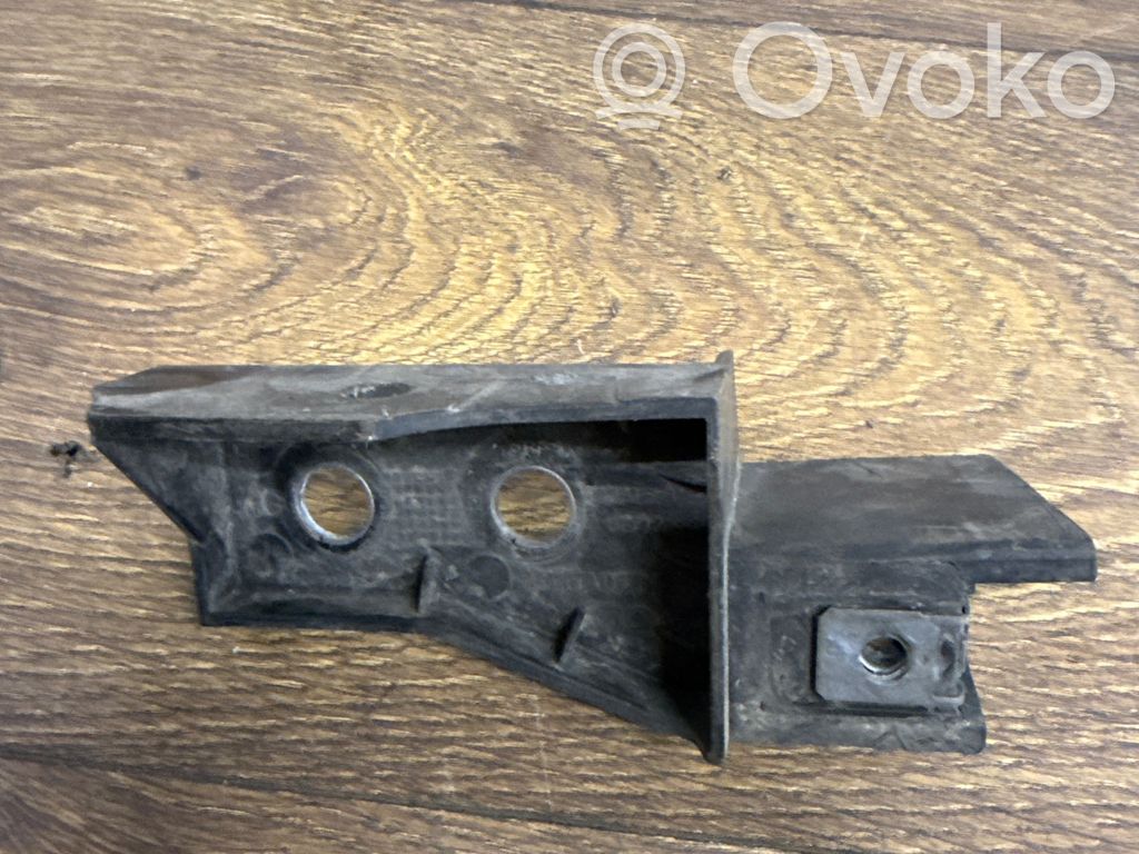 Renault Master III Support phare frontale 