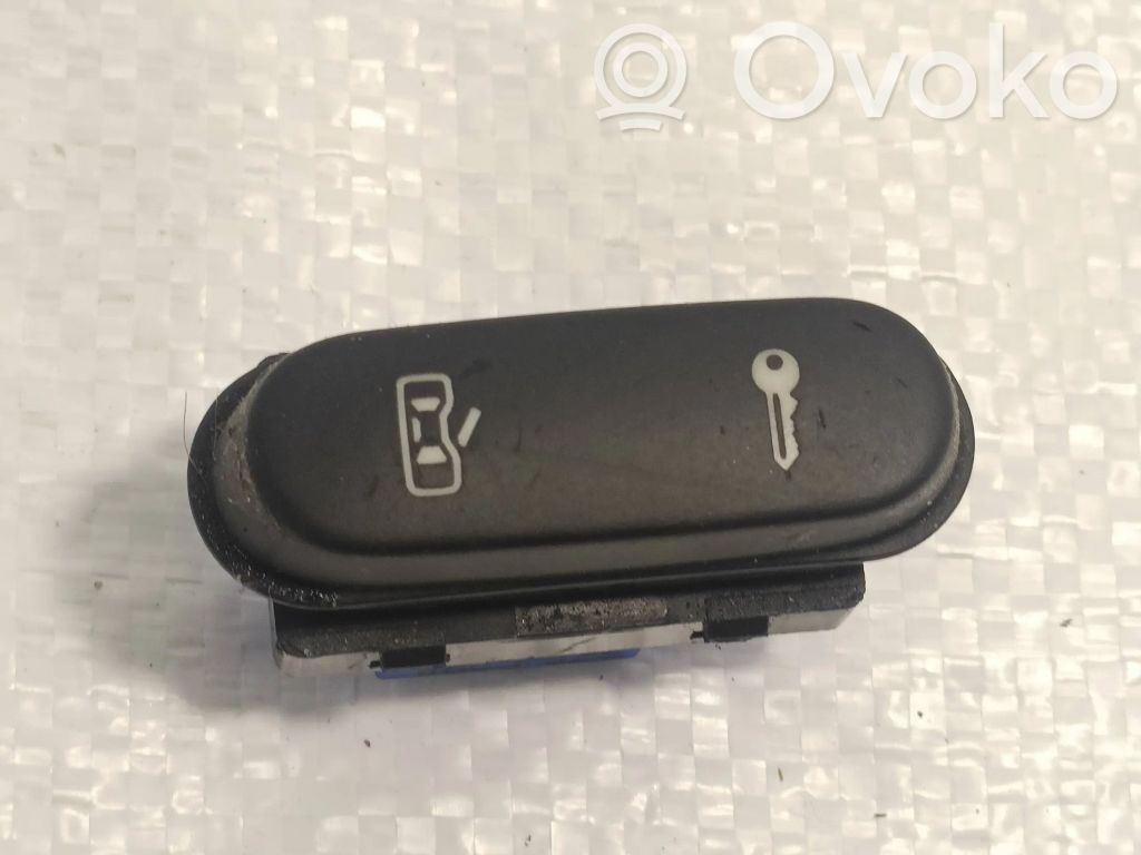 Seat Leon (1P) Buton comutator închidere centralizată 