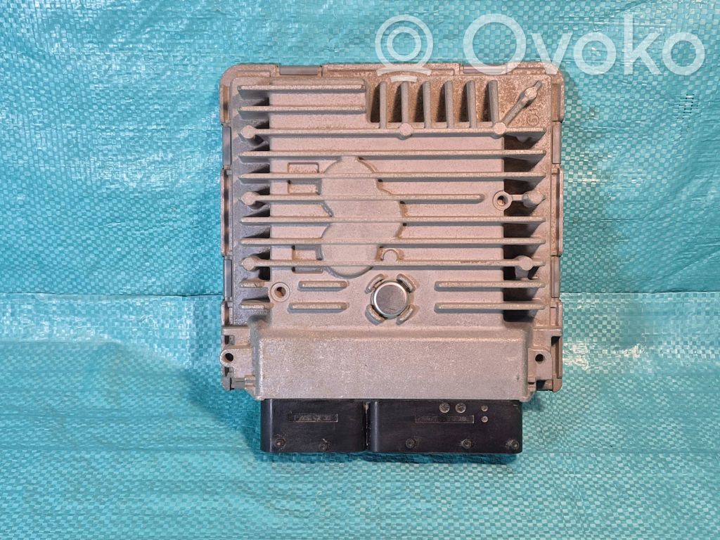 Volkswagen Caddy Engine control unit/module 
