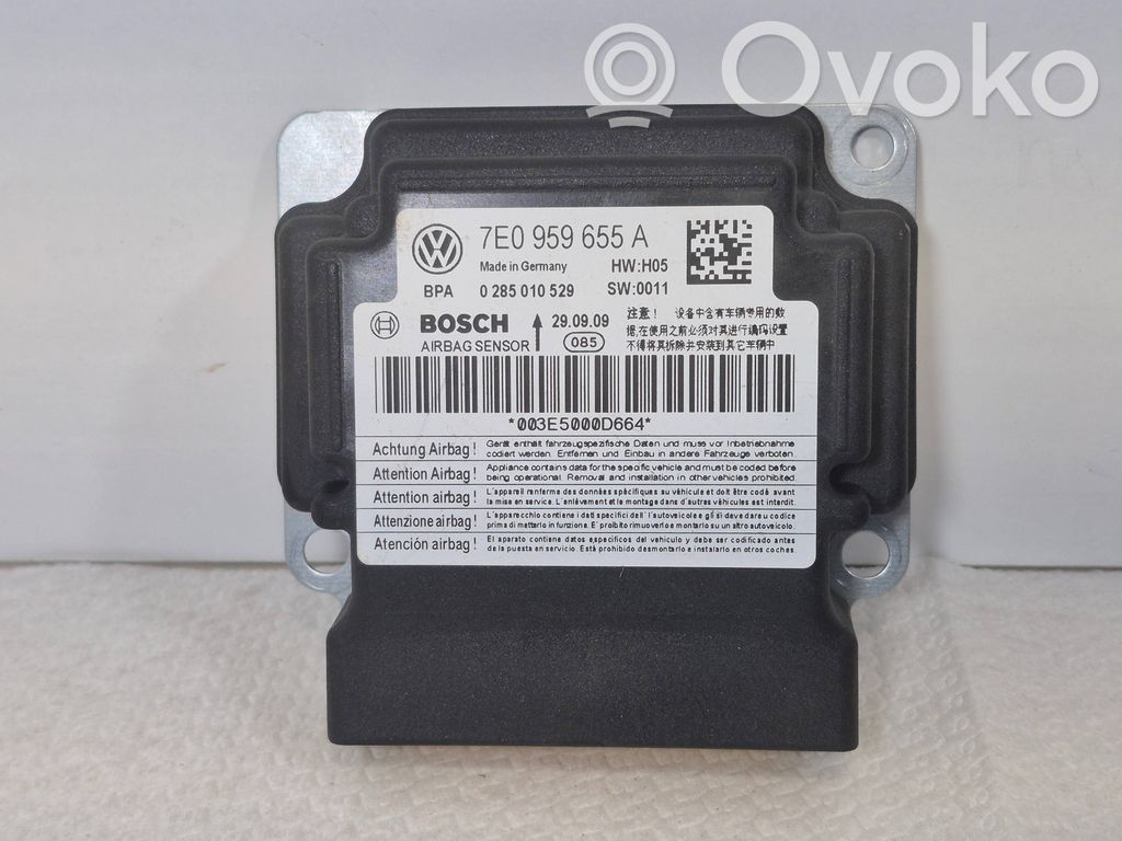 Volkswagen Transporter - Caravelle T5 Airbag control unit/module 