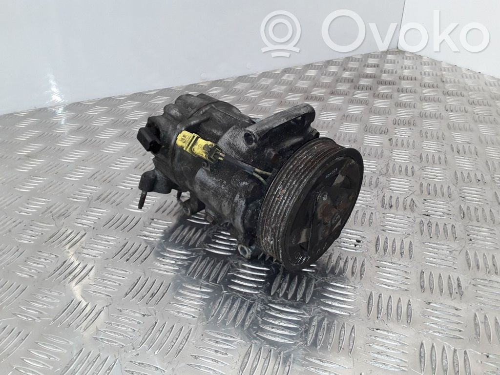 Citroen C4 I Klimakompressor Pumpe 