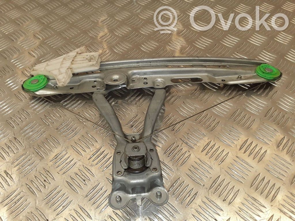 Opel Vectra C Mecanismo para subir la puerta trasera sin motor 