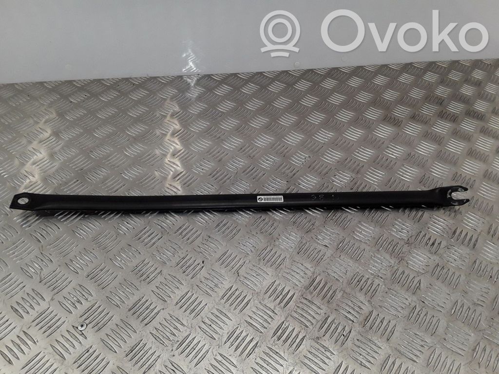 BMW 1 E81 E87 Muu moottoritilan osa 
