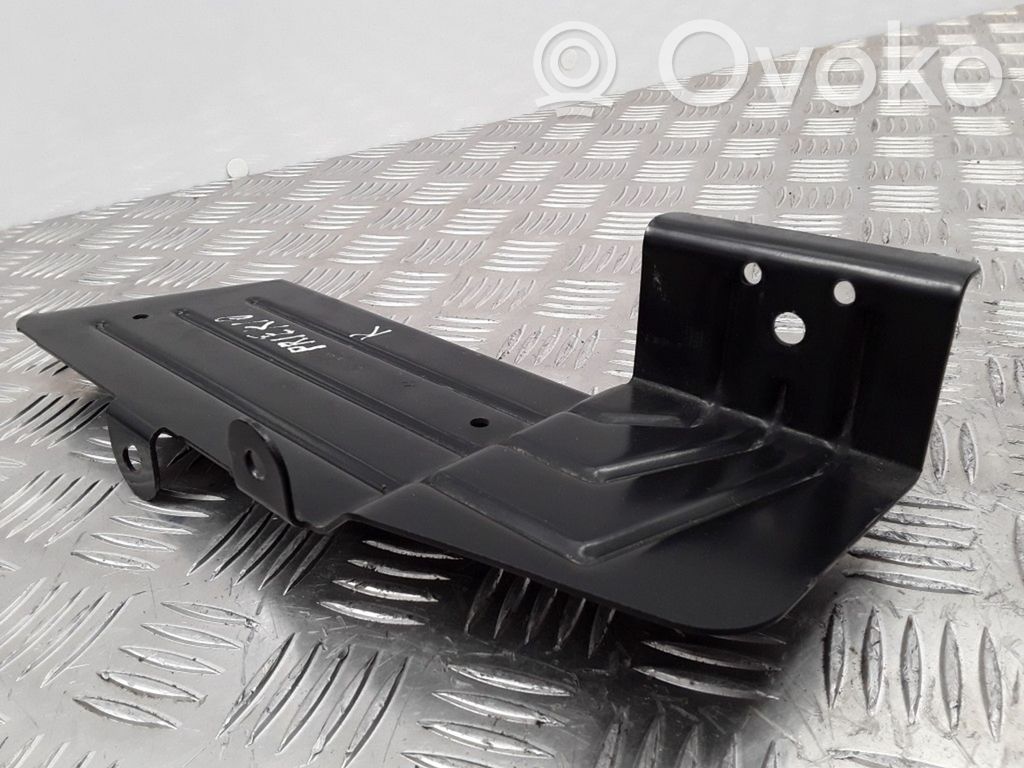 BMW 1 E82 E88 Radiator support slam panel bracket 