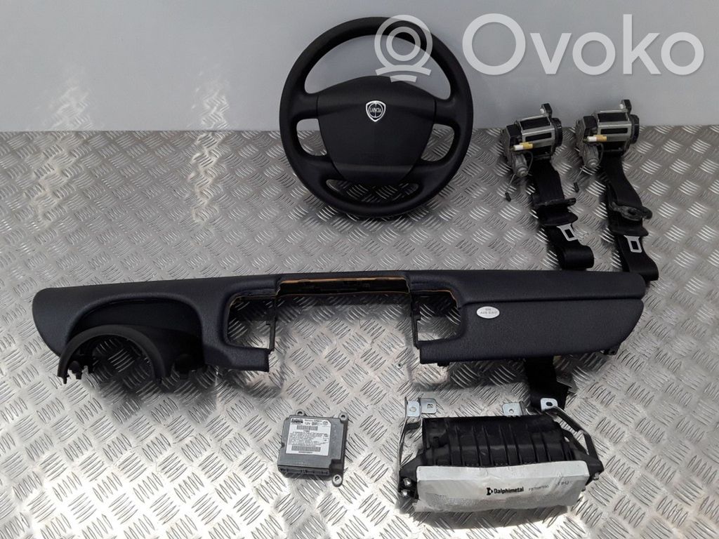 Lancia Ypsilon Drošības spilvenu komplekts 