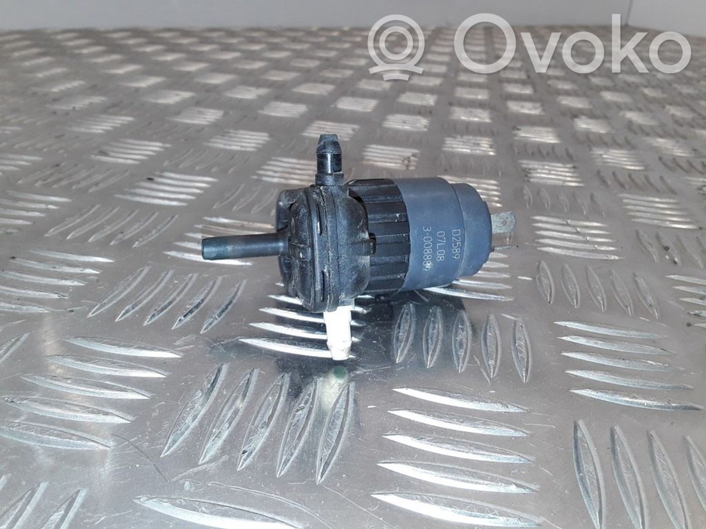 Windscreen/windshield washer pump   D2589,3008889,07L08