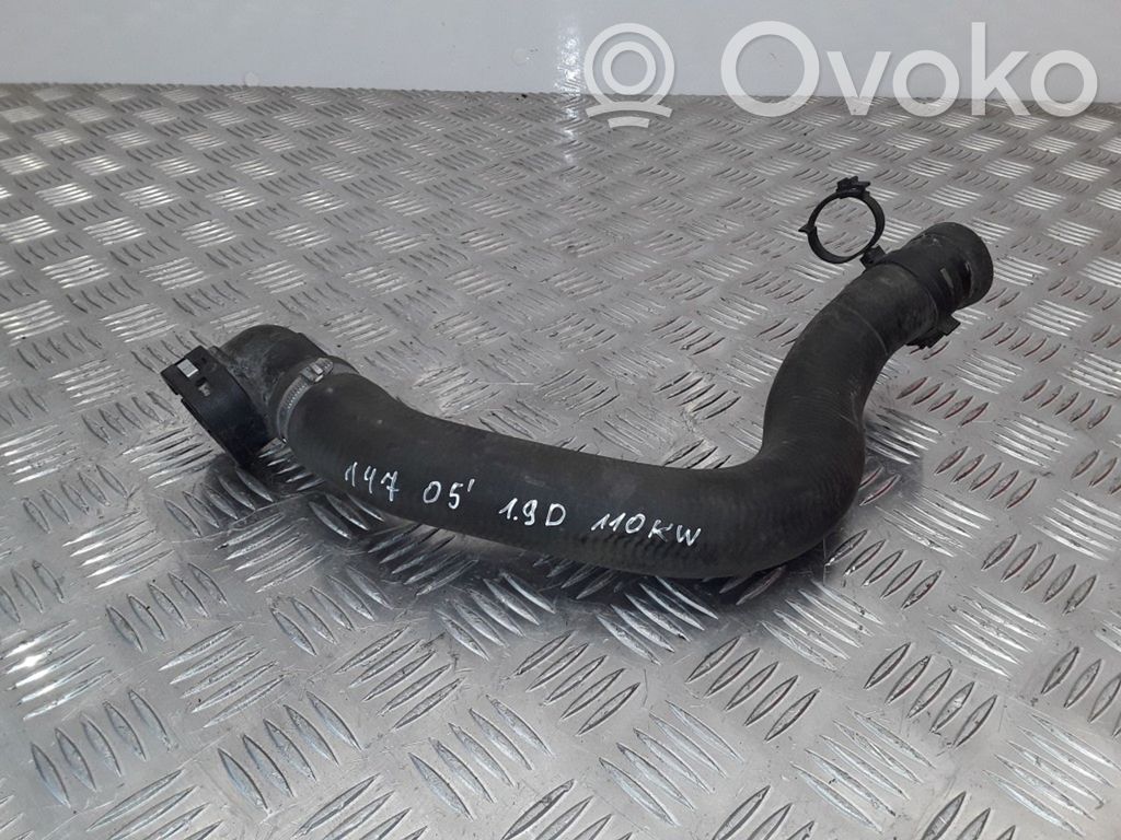 Engine coolant pipe/hose
