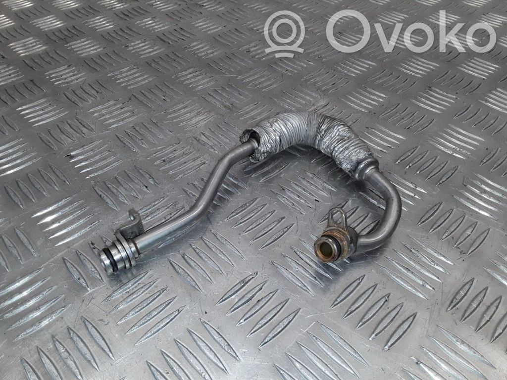 BMW 1 E82 E88 Coolant pipe/hose 