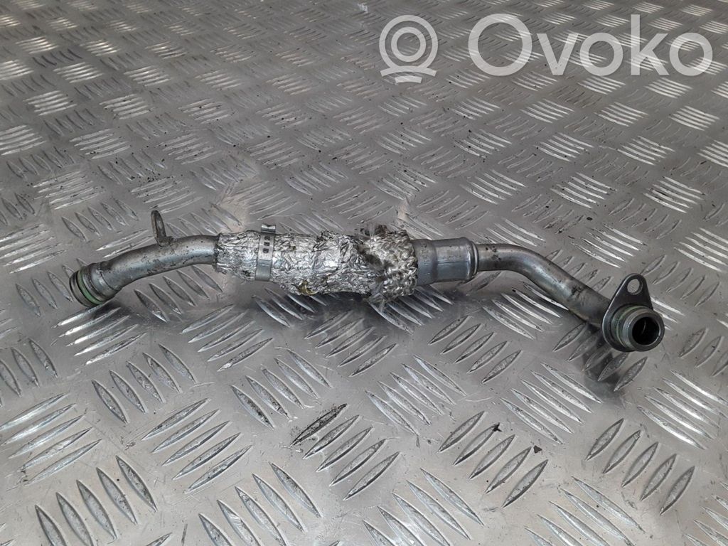 Audi A4 S4 B7 8E 8H Turboahtimen öljyletku 