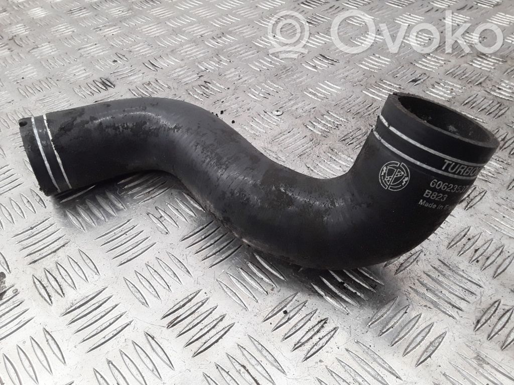 Wąż / Rura intercoolera   60623537,B8238L