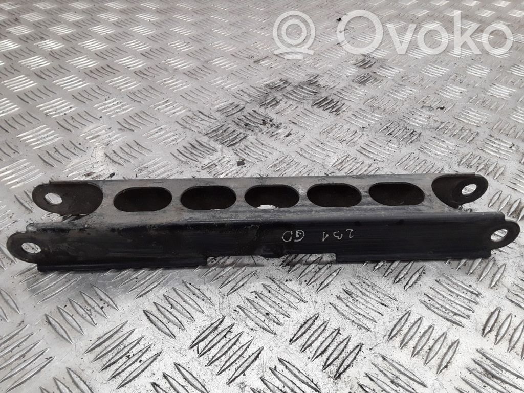 BMW 1 E82 E88 Kita galinės važiuoklės detalė 