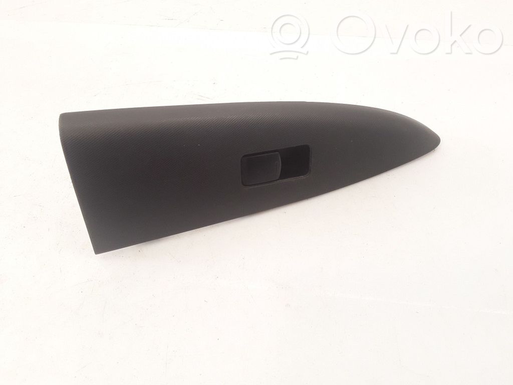 Nissan Note (E11) Electric window control switch 
