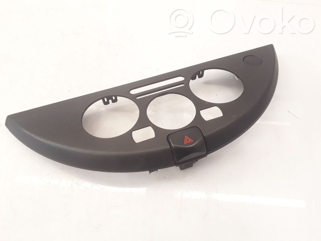 Nissan Note (E11) Climate control/heater control trim 