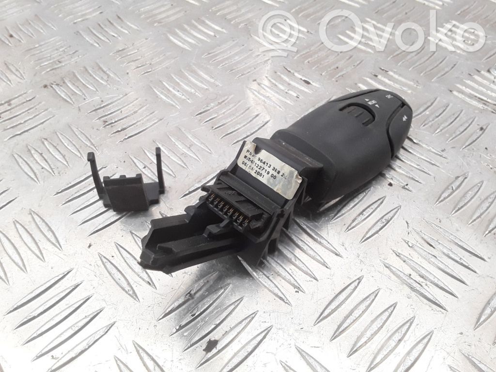 Peugeot 206 Multifunctional control switch/knob 