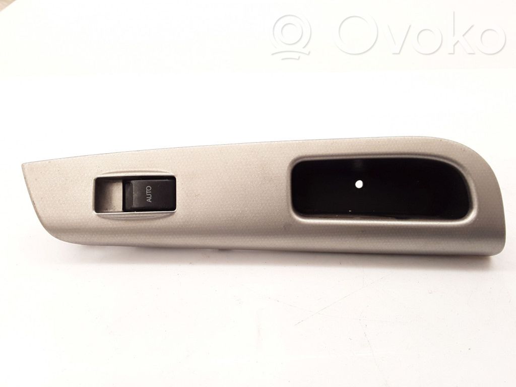 Toyota Corolla E120 E130 Electric window control switch 