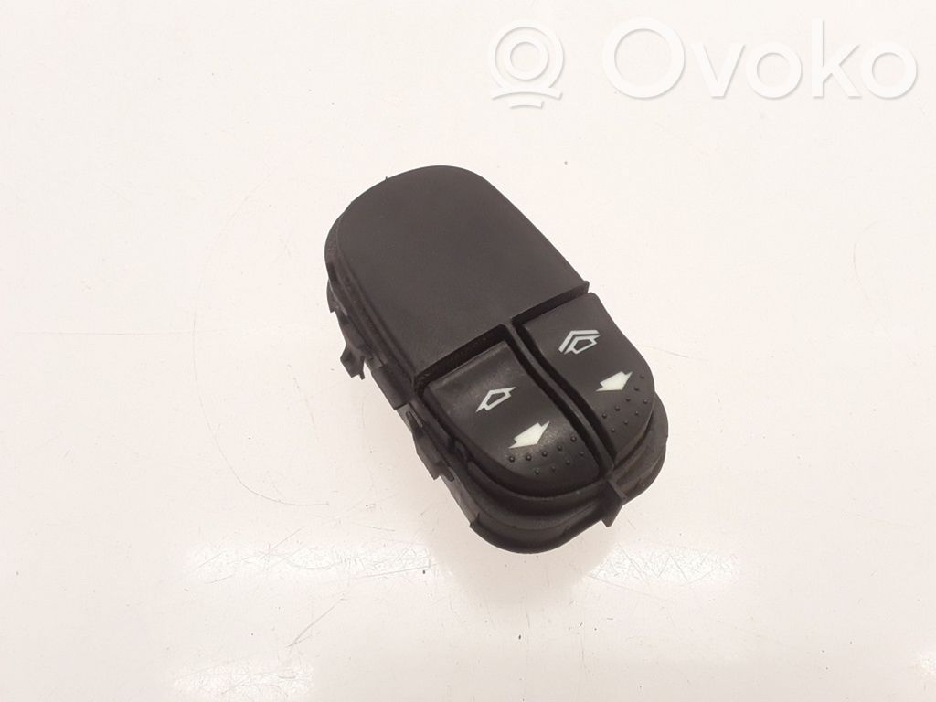 Ford Focus Electric window control switch 