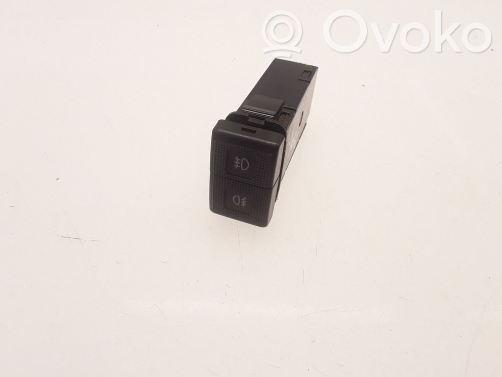 Fog light switch
