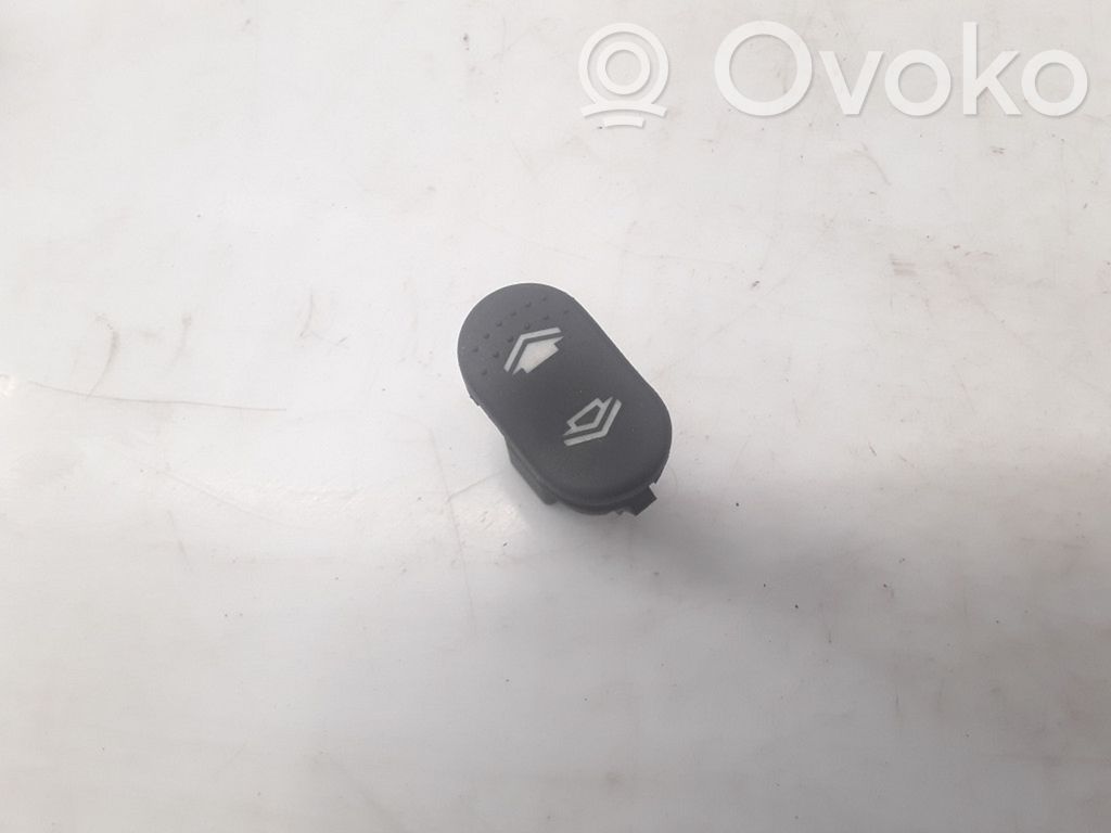 Ford Focus Electric window control switch 