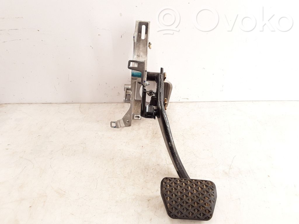 BMW X5 E53 Brake pedal 