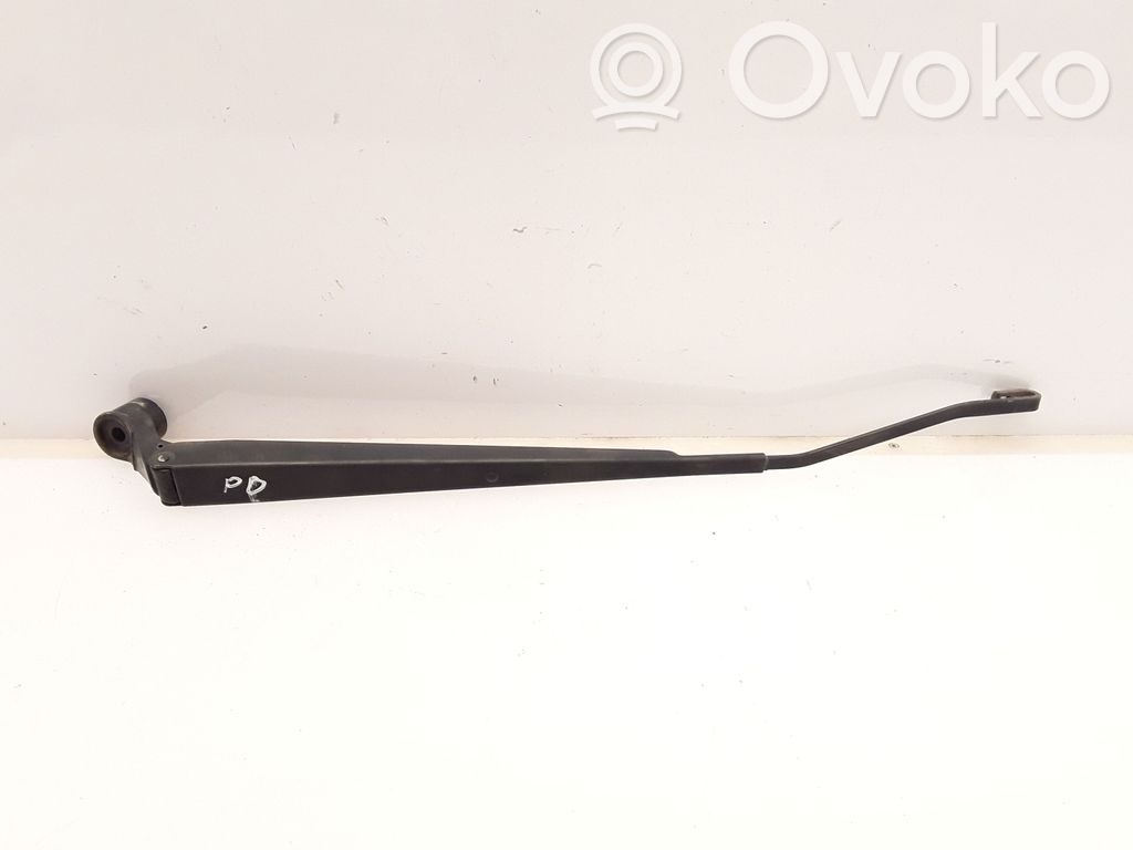 Daihatsu Sirion Front wiper blade arm 