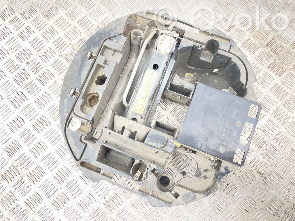 Renault Modus Tool box 