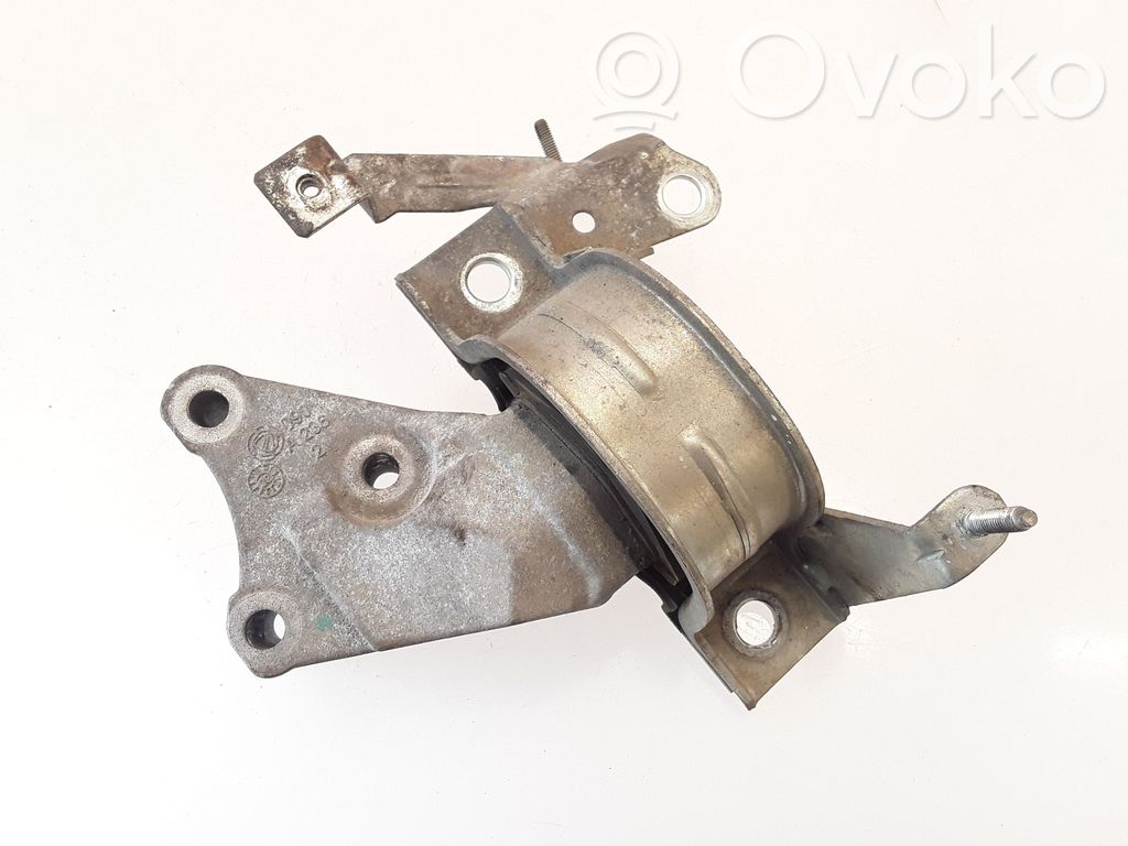 Engine mount bracket   090A236,A236053