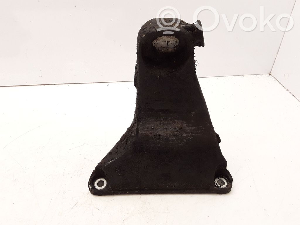 Audi 80 90 S2 B4 Engine mounting bracket 