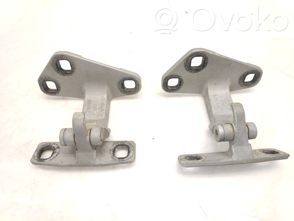 BMW X5 E53 Tailgate/trunk/boot hinge 