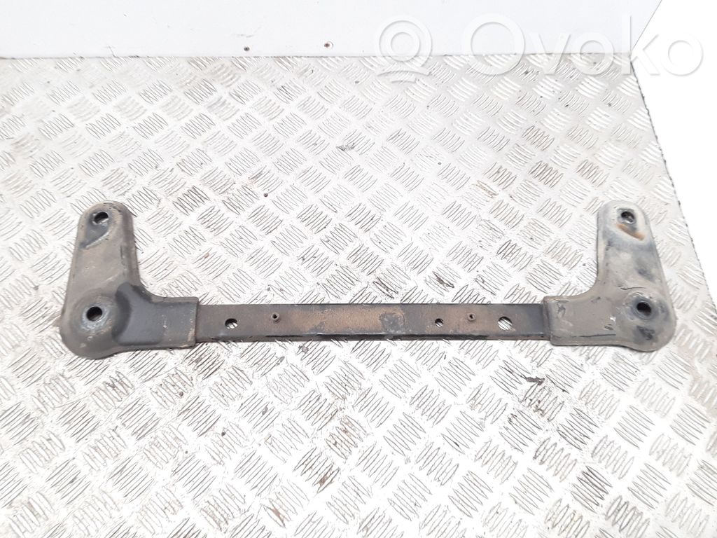 Renault Clio IV Radiator mount bracket 