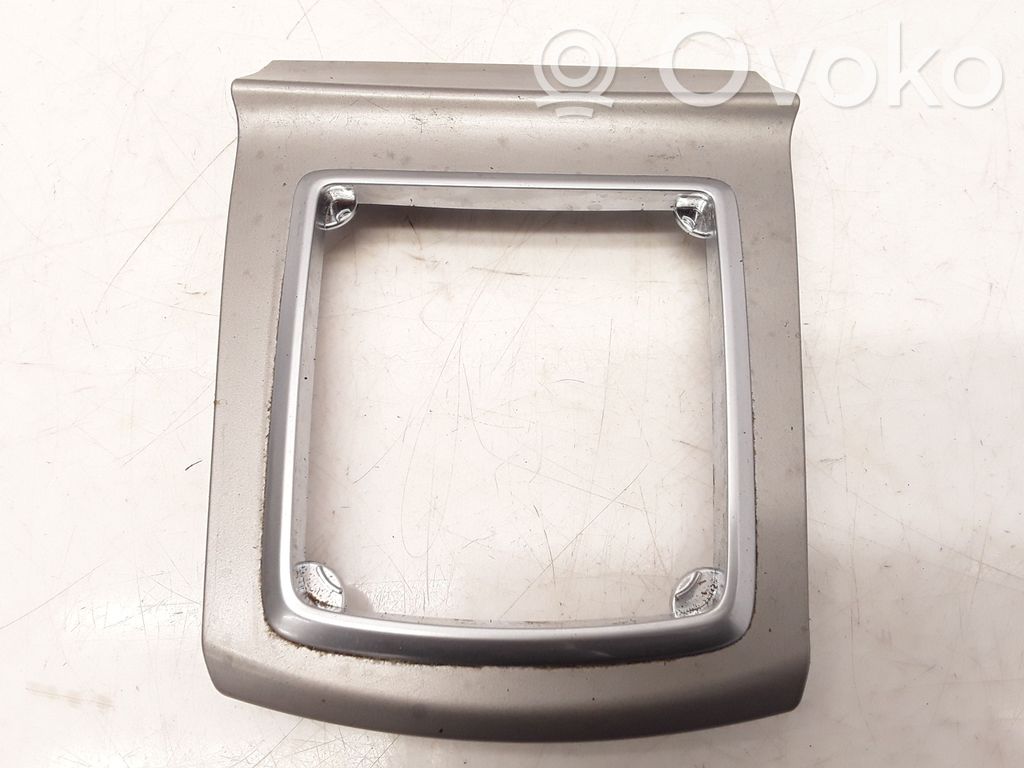 Ford Focus Gear shifter surround trim plastic 