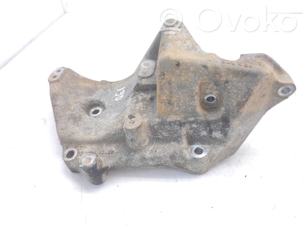Engine mounting bracket   90528682,2MBF33580